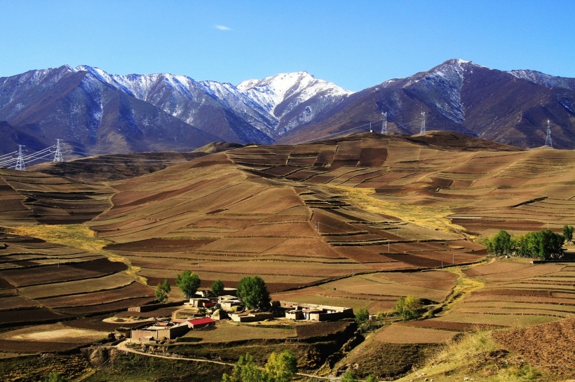 甘肃，历史文化的瑰宝与现代文明的交响